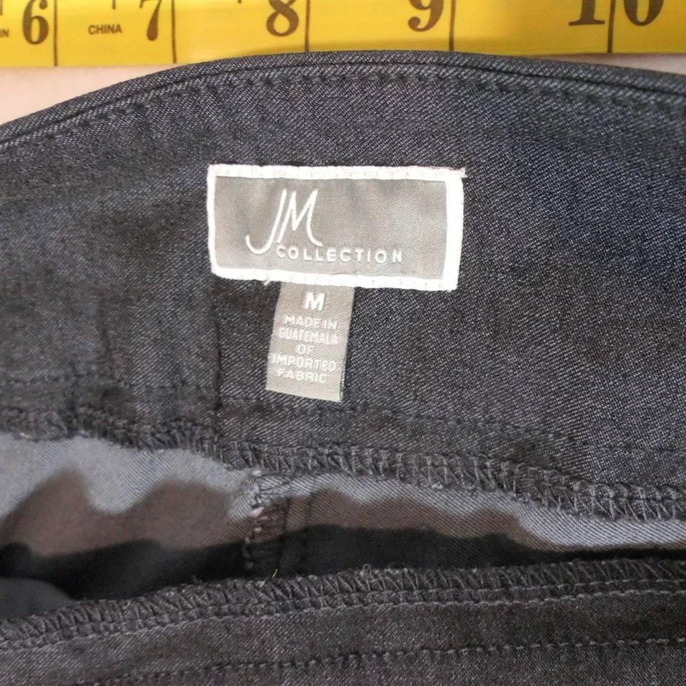 JM Collection Women Capri Pants M Gray Stretch Studded Clean Girl Neutral Career